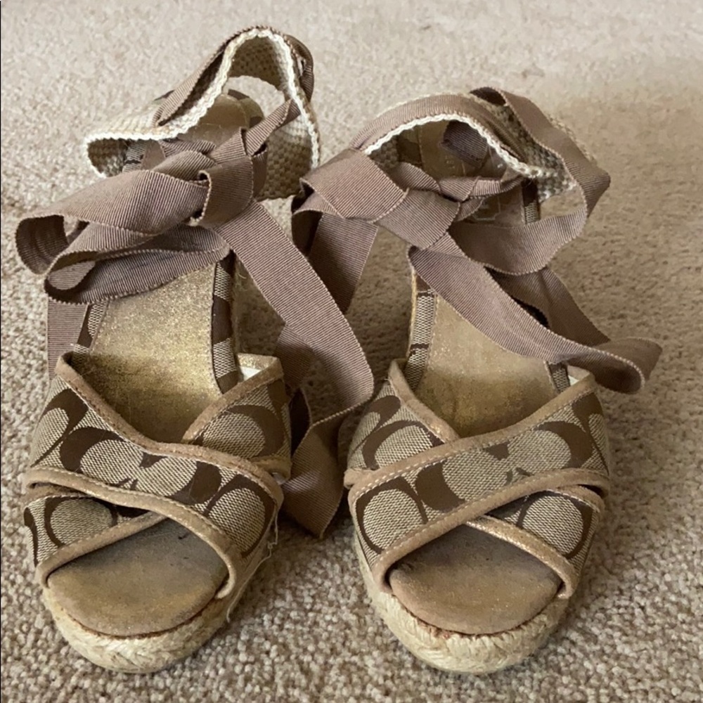 Coach Wedges